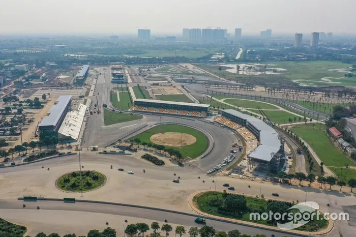 Circuito di Hanoi in contruzione  