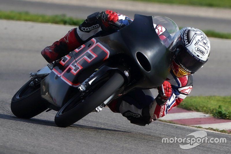 Pasa las flechas para ver las fotos del entrenamiento