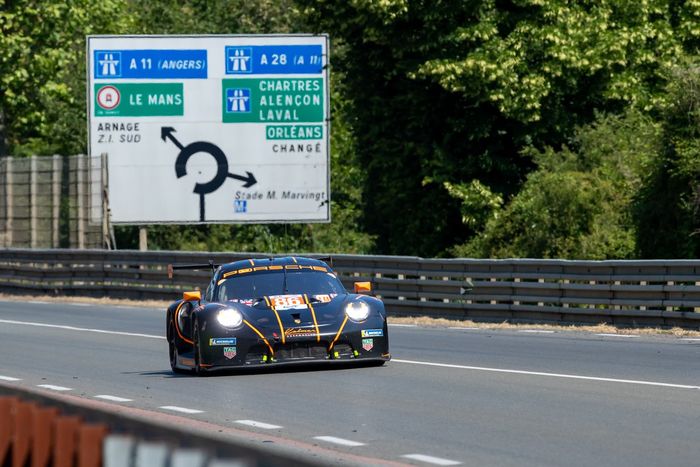 #86 GR Racing Porsche 911 RSR - 19 de Michael Wainwright, Benjamin Barker, Riccardo Pera
