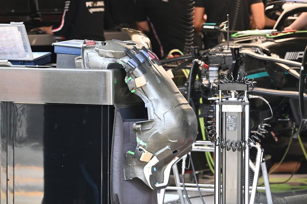 Mercedes F1 W14 asiento