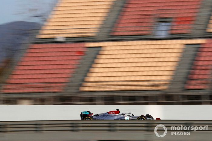 Lewis Hamilton, Mercedes W13