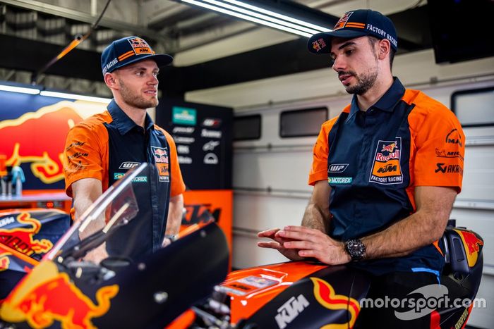 Brad Binder, Red Bull KTM Factory Racing y Miguel Oliveira, Red Bull KTM Factory Racing