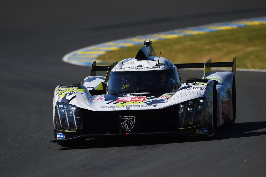 #94 Peugeot Totalenergies Peugeot 9X8 o Stoffel Vandoorne, Paul Di Resta, Loic Duval