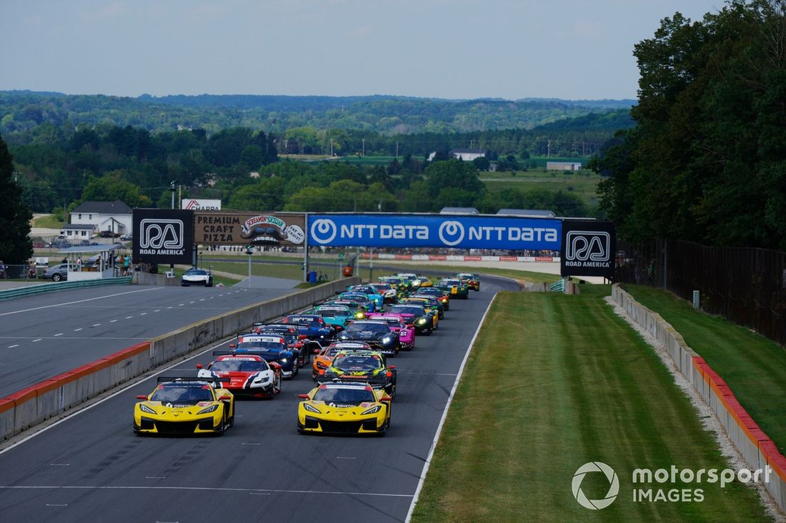 #3 Corvette Racing by Pratt Miller Motorsports Corvette Z06 GT3.R: Antonio Garcia, Alexander Sims, #4 Corvette Racing by Pratt Miller Motorsports Corvette Z06 GT3.R: Tommy Milner, Nicky Catsburg