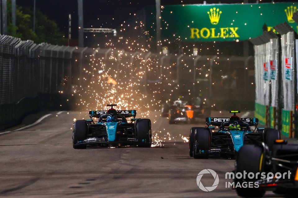 Saltan chispas de George Russell, Mercedes F1 W15