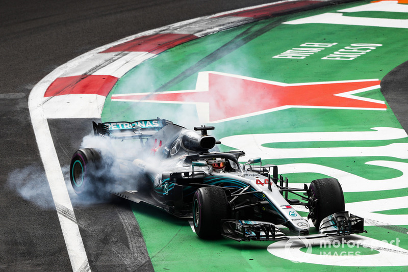 Льюіс Хемілтон, Mercedes AMG F1 W09