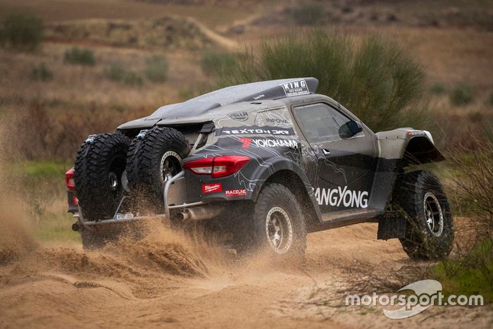 SsangYong Rexton DKR