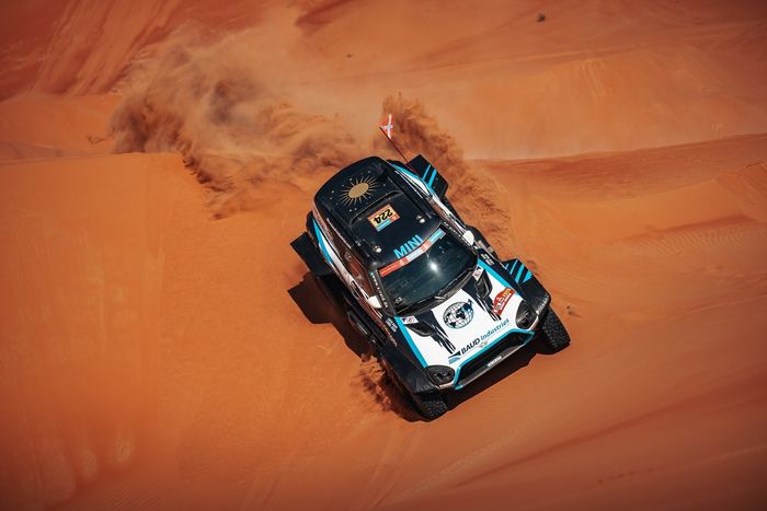 #224 X-Raid Mini JCW Team Mini: Lionel Baud, Lucie Baud