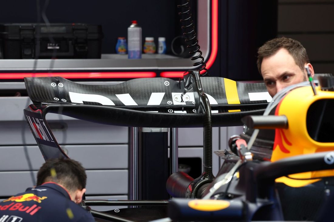 Red Bull Racing RB20 detalles técnicos