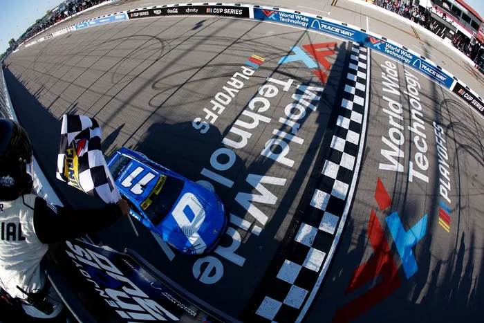 Denny Hamlin, Joe Gibbs Racing Toyota