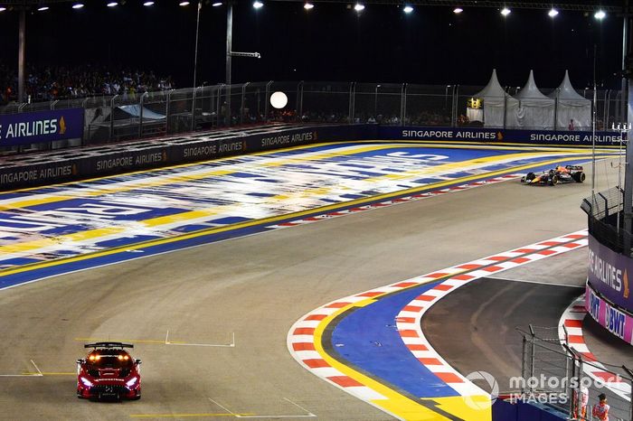 El Safety Car Sergio Pérez, Red Bull Racing RB18