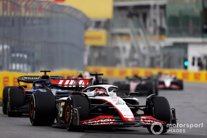 Kevin Magnussen, Haas VF-23