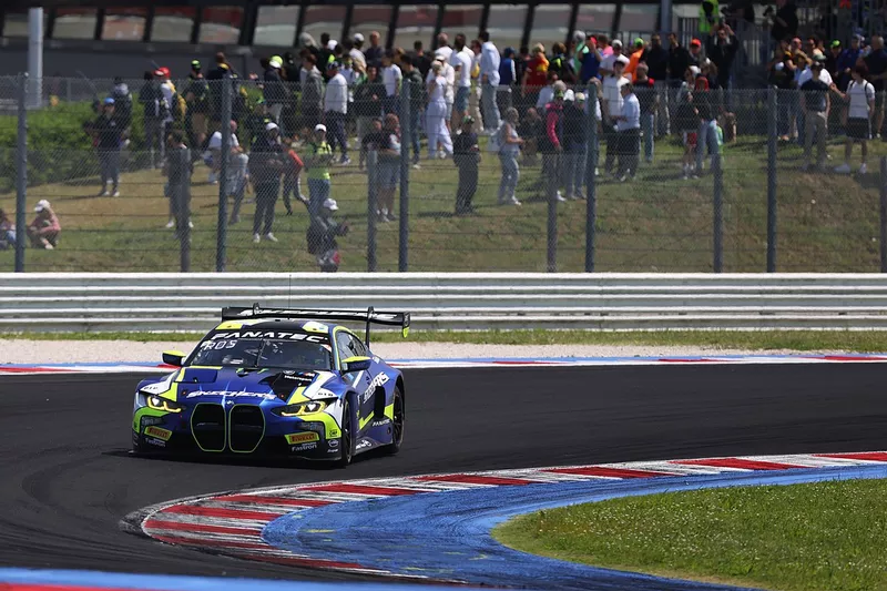#46 Team WRT, BMW M4 GT3: Valentino Rossi, Maxime Martin