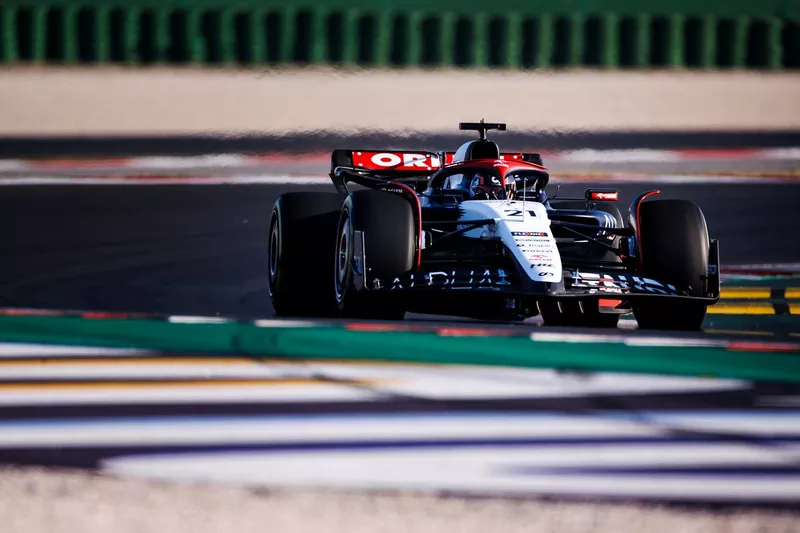Nyck de Vries, AlphaTauri AT04