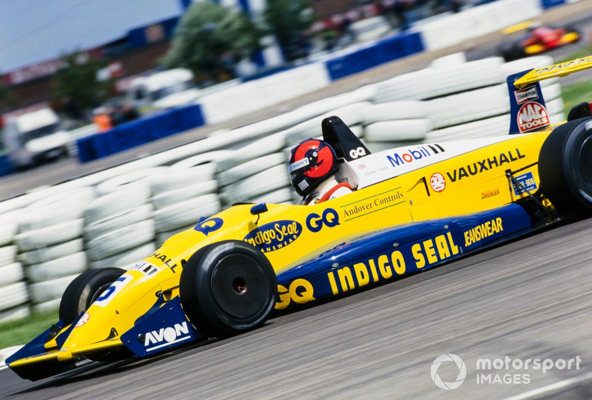 After a brief foray in F3000 for 1994, Gavin returned to Edenbridge and conquered British F3 in 1995