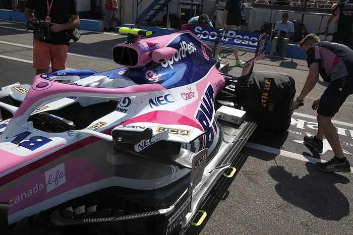 Detalle de los pontones del RP19 de Racing Point