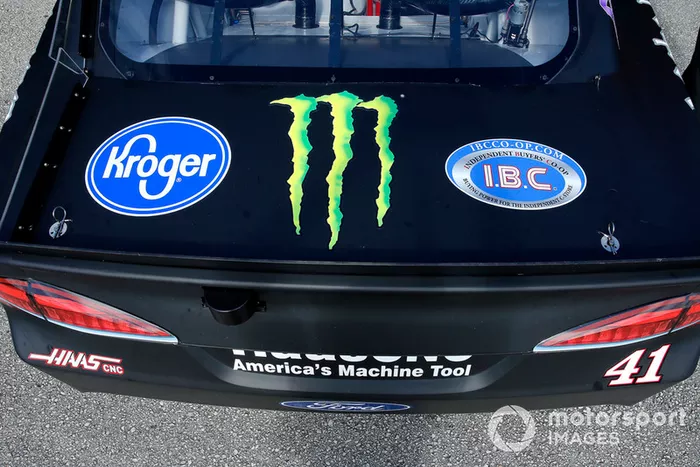 Kurt Busch, Stewart-Haas Racing, Ford Fusion State Haas Automation/Monster Energy