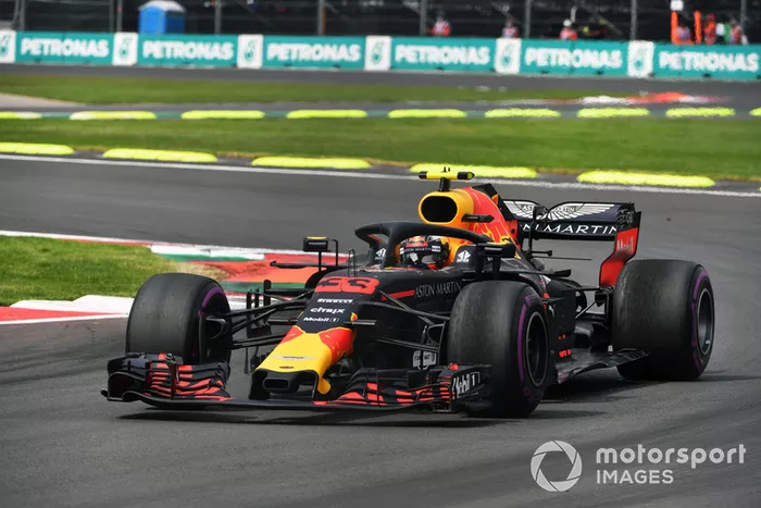 2018 - Max Verstappen vence no México