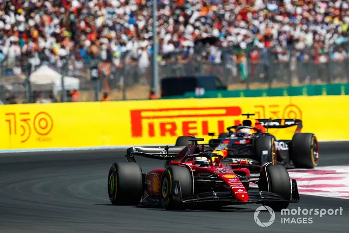 Charles Leclerc, Ferrari F1-75, Max Verstappen, Red Bull Racing RB18