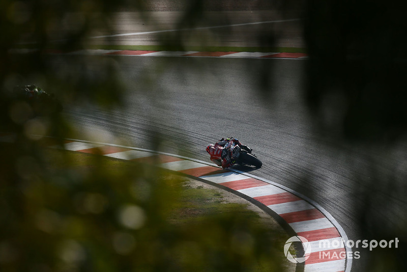 Lorenzo Savadori, Milwaukee Aprilia