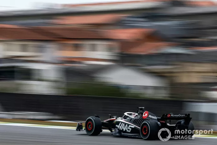 Kevin Magnussen, Haas VF-23