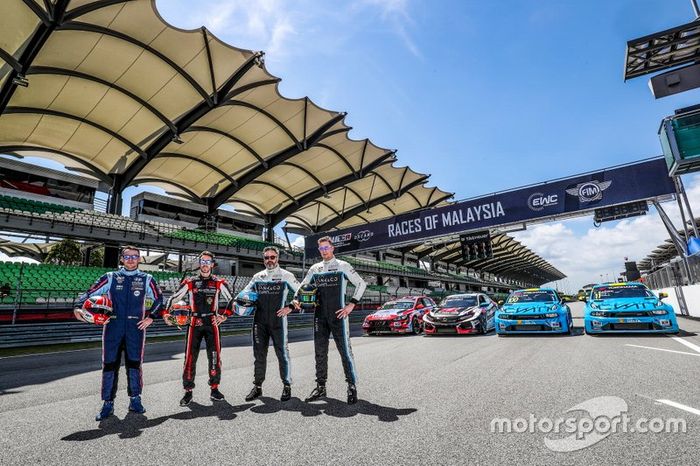 Title Contenders, Norbert Michelisz, BRC Hyundai N Squadra Corse Hyundai i30 N TCR, Esteban Guerrieri, ALL-INKL.COM Münnich Motorsport Honda Civic Type R TCR, Yvan Muller, Cyan Racing Lynk & Co 03 TCR, Thed Björk, Cyan Racing Lynk & Co 03 TCR