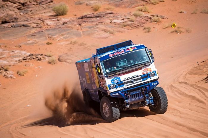#516 Team KAMAZ Master: Anton Shibalov, Dmitrii Nikitin, Ivan Tatarinov