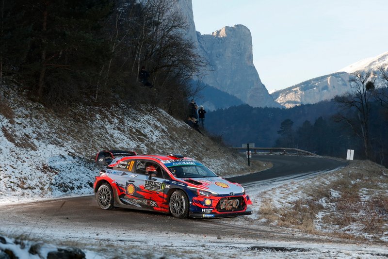 Тьєррі Ньовілль, Ніколя Жільсуль, Hyundai Motorsport Hyundai i20 Coupe WRC