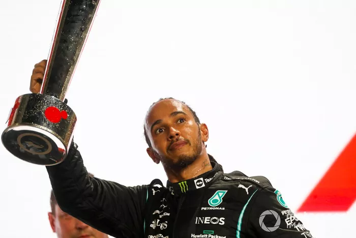 Podio: ganador Lewis Hamilton, Mercedes