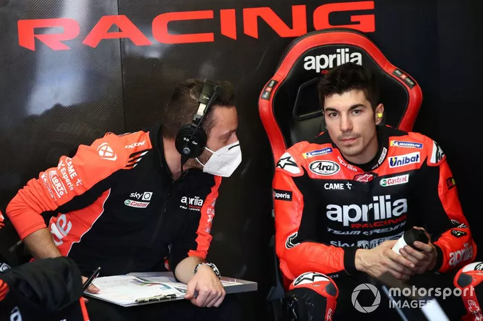Maverick Vinales, Aprilia Racing Team