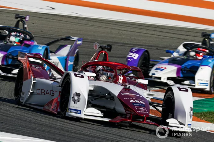 Nico Muller, Dragon Penske Autosport, Penske EV-4, Jake Dennis, BMW I Andretti Motorsport, BMW iFE.21, Maximilian Gunther, BMW I Andretti Motorsports, BMW iFE.21