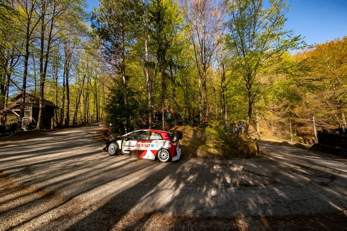Takamoto Katsuta, Daniel Barritt, Toyota Gazoo Racing WRT Toyota Yaris WRC