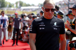 https://cdn-7.motorsport.com/images/mgl/0ZX4GzVY/s9/f1-hungarian-gp-2017-valtteri-bottas-mercedes-amg-f1.jpg