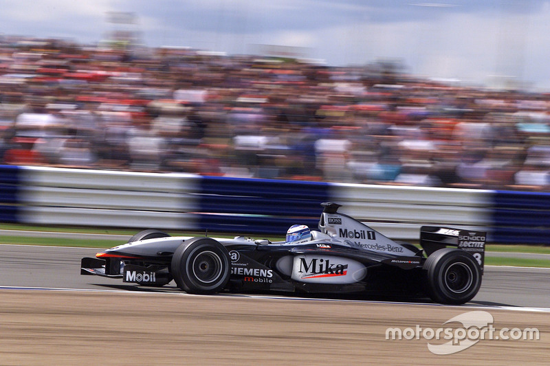 Mika Häkkinen, McLaren MP4-16