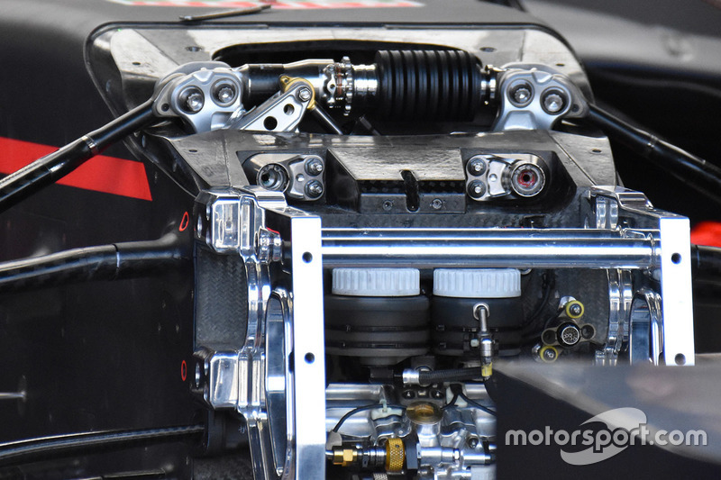 Red Bull Racing RB13 detalle del frente