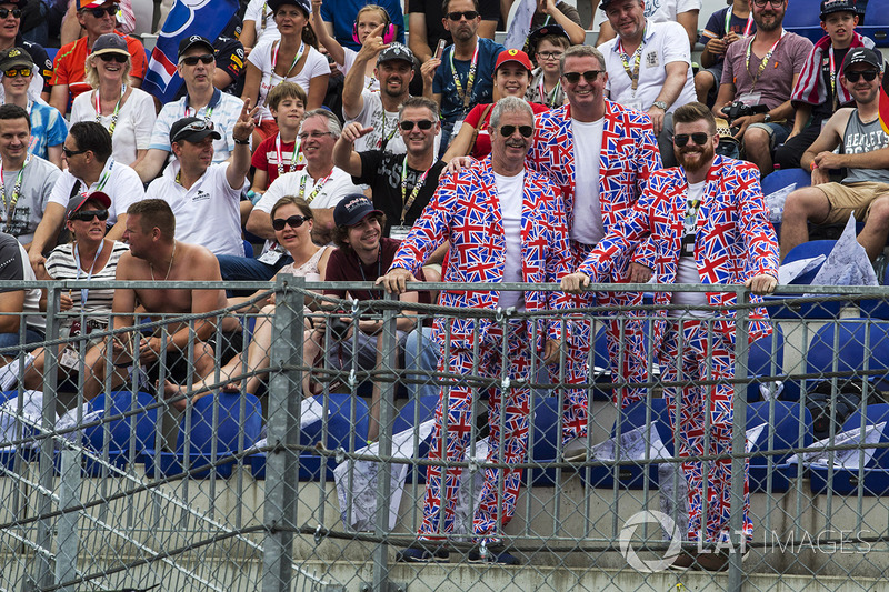 Fans in Union flag suits