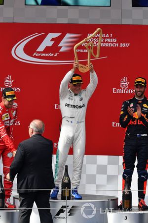 Sebastian Vettel, Ferrari, Valtteri Bottas, Mercedes AMG F1, Daniel Ricciardo, Red Bull Racing celeb