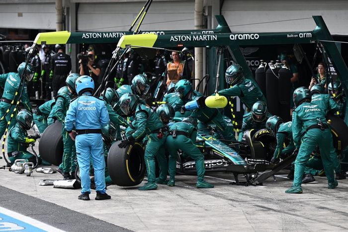 Fernando Alonso, Aston Martin Racing