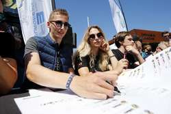 Sessione autografi, Ferdinand Habsburg, Carlin Dallara F317 - Volkswagen
