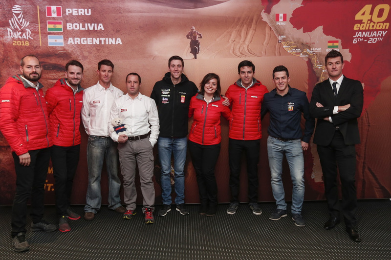 Joseph Charlot, Romain Grabowski, Donovan Van Den Langenberg, Stephane Bouvier, Romain Leloup, Leslie Raiwoit, Camilo Polimeni Solis, Olivier Pain y Marc Coma