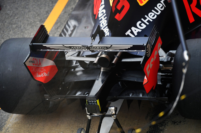 Red Bull Racing RB14 rear wing detail