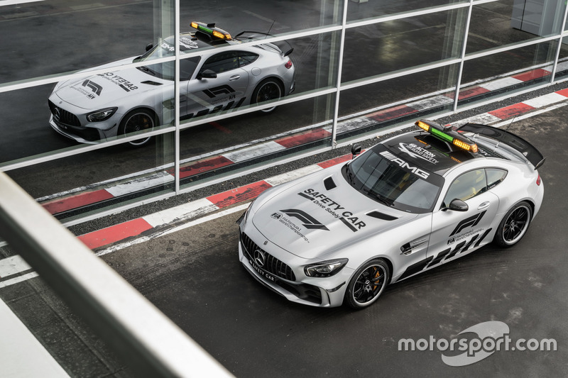 2018 Mercedes-AMG GT R Official F1 Safety Car