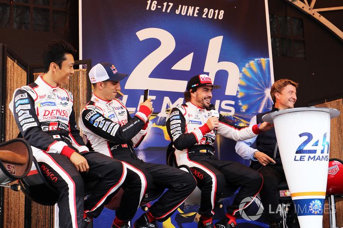 #8 Toyota Gazoo Racing Toyota TS050: Sébastien Buemi, Kazuki Nakajima, Fernando Alonso