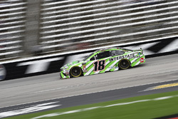 Kyle Busch, Joe Gibbs Racing, Toyota Camry Interstate Batteries