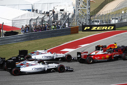 Max Verstappen, Red Bull Racing RB12, Sebastian Vettel, Ferrari SF16-H; Valtteri Bottas, Williams FW