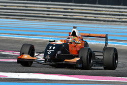 Sacha Fenestraz, Tech 1 Racing