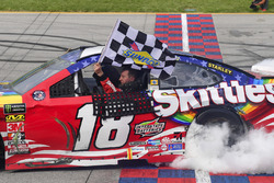 Kyle Busch, Joe Gibbs Racing, Toyota Camry Skittles Red White & Blue celebrates