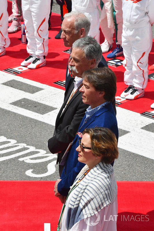 Chase Carey, Chief Executive Officer and Executive Chairman of the Formula One Group on the grid