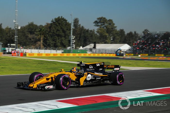 Carlos Sainz Jr., Renault Sport F1 Team RS17