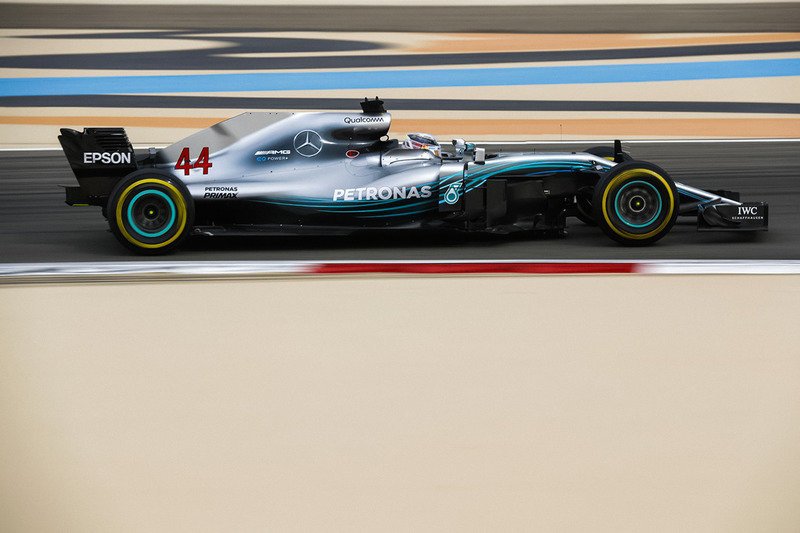 Mercedes W09 halosuz